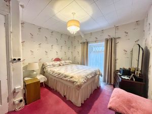 Photo 2- click for photo gallery